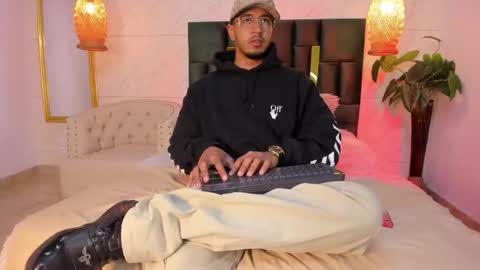 Brand  online show from 22, 11, 2025