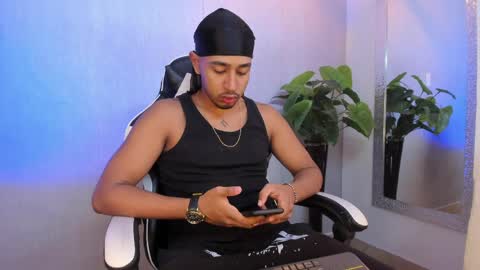 Snapshot of brand_collins chatting on 17, 4, 2026 Brand online show from 17, 4, 2026