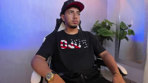 Snapshot of brand_collins chatting on 25, 4, 2026 Brand online show from 25, 4, 2026