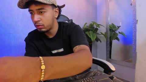 Snapshot of brand_collins chatting on 7, 5, 2026 Brand online show from 7, 5, 2026