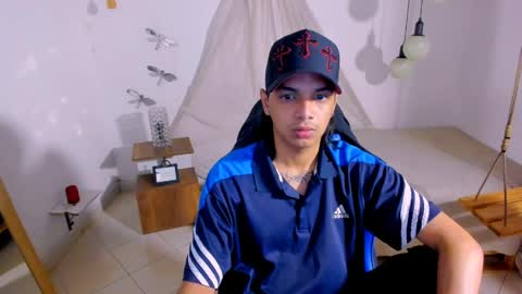 Snapshot of brand_hades chatting on 25, 5, 2026 B R A N D online show from 25, 5, 2026
