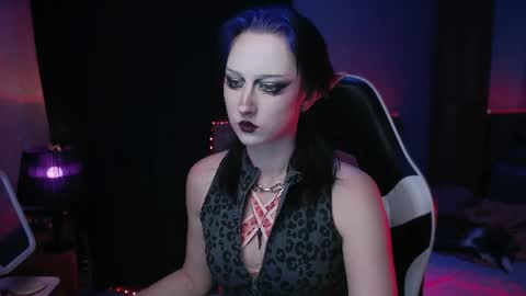 Aurorabut ur dad just calls me Rory online show from 23, 7, 2026