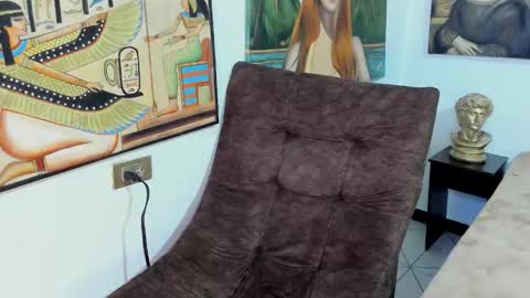 Brandy Model online show from 10, 10, 2025