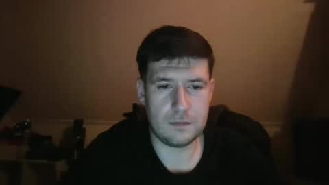 Snapshot of brate1899 chatting on 18, 12, 2025 brate1899 online show from 18, 12, 2025