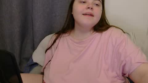 Snapshot of brattyprincess_emma chatting on 14, 1, 2026 Emma online show from 14, 1, 2026