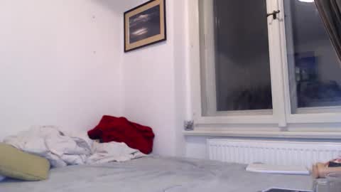 bratzdoll1994 online show from 15, 12, 2025