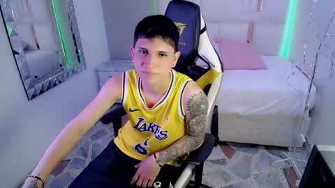 Snapshot of brayan_lopezz chatting on 7, 1, 2025 BRAYAN online show from 7, 1, 2025