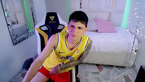 Snapshot of brayan_lopezz chatting on 7, 1, 2025 BRAYAN online show from 7, 1, 2025