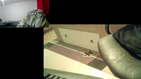 Snapshot of bremer64 chatting on 1, 2, 2025 bremer64 online show from 1, 2, 2025