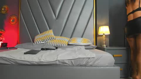 Brenda Time Schedule 0600 - 1400 GMT-5 online show from 22, 2, 2025