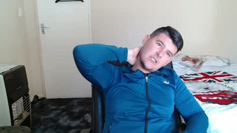 Snapshot of brendansexyboy098754 chatting on 14, 5, 2026 ask me lol online show from 14, 5, 2026