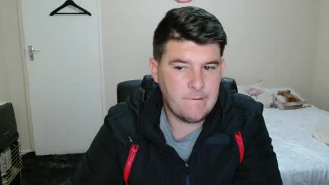 Snapshot of brendansexyboy098754 chatting on 24, 5, 2026 ask me lol online show from 24, 5, 2026