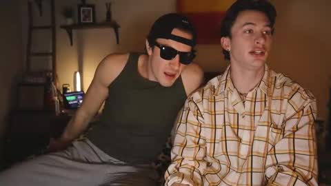 Snapshot of brentonverde chatting on 12, 1, 2025 brentonverde online show from 12, 1, 2025