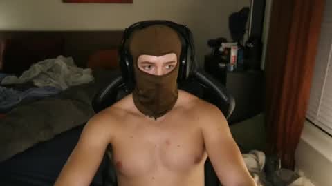 Snapshot of brentonverde chatting on 14, 11, 2025 brentonverde online show from 14, 11, 2025