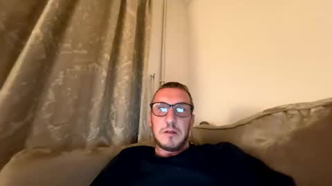 Snapshot of brettbigdee chatting on 16, 5, 2026 brettbigdee online show from 16, 5, 2026