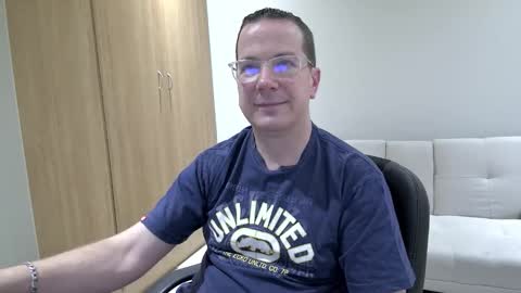 Snapshot of brettdj chatting on 23, 9, 2025 Brett online show from 23, 9, 2025