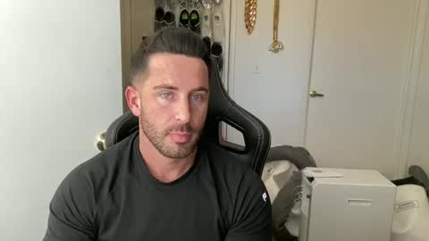 Snapshot of brettmycles chatting on 26, 6, 2026 Brett Mycles online show from 26, 6, 2026