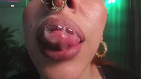 Bri  online show from 28, 10, 2025