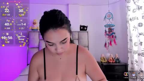     online show from 25, 11, 2025