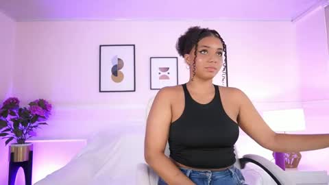 Briana Lane online show from 13, 4, 2026