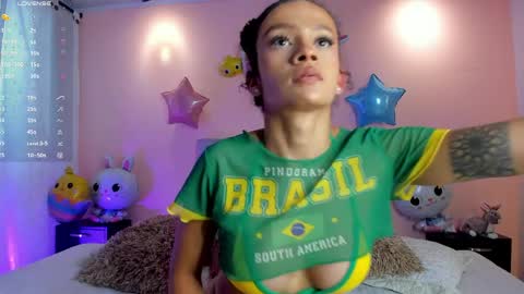 BRIANA online show from 4, 4, 2026