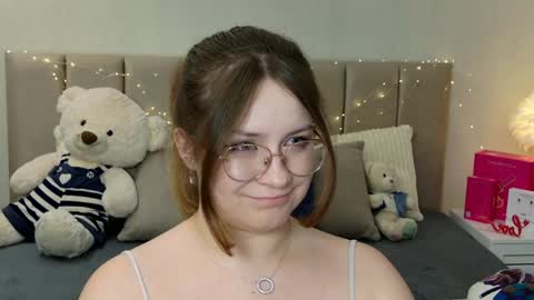 Snapshot of briarwynn chatting on 19, 5, 2026 briarwynn online show from 19, 5, 2026