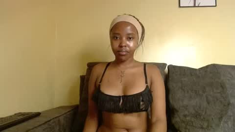 Snapshot of briella_10 chatting on 23, 7, 2026 briella online show from 23, 7, 2026