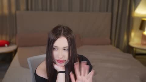 Diamonds Girls online show from 22, 9, 2025