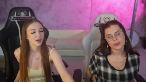 Snapshot of bright_diamonds_054 chatting on 4, 5, 2026 Diamonds Girls online show from 4, 5, 2026