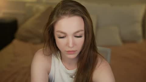 Snapshot of bright_diamonds_054 chatting on 14, 5, 2026 Diamonds Girls online show from 14, 5, 2026