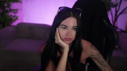 Snapshot of bright_diamonds_054 chatting on 5, 6, 2026 Diamonds Girls online show from 5, 6, 2026
