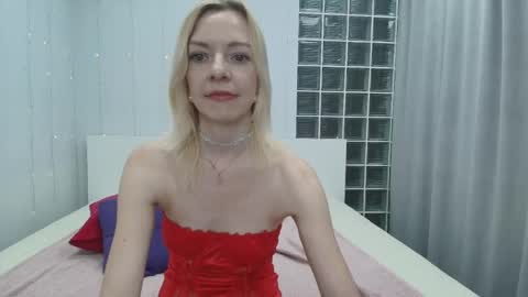 Snapshot of brightly_heizer chatting on 29, 5, 2026 Heather online show from 29, 5, 2026