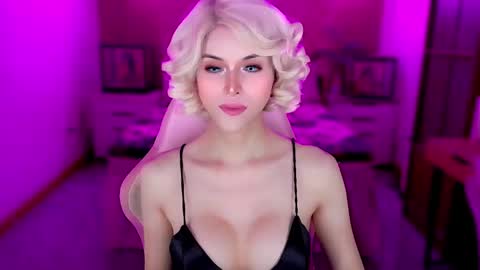 brionatop online show from 11, 11, 2025