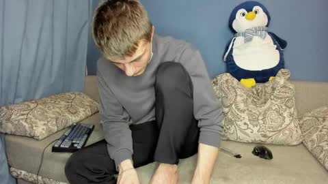 bristlebback online show from 15, 4, 2026