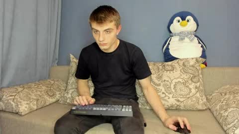 Snapshot of bristlebback chatting on 20, 4, 2026 bristlebback online show from 20, 4, 2026