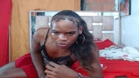 Snapshot of britannyts1 chatting on 8, 11, 2025 britannyts1 online show from 8, 11, 2025