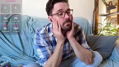 Snapshot of britishpoet chatting on 18, 9, 2025 Callum online show from 18, 9, 2025