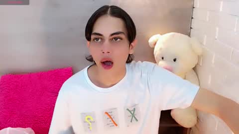 Snapshot of britney_ortega chatting on 28, 9, 2025 britney_ortega online show from 28, 9, 2025