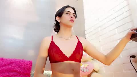 Snapshot of britney_ortega chatting on 29, 10, 2025 britney_ortega online show from 29, 10, 2025