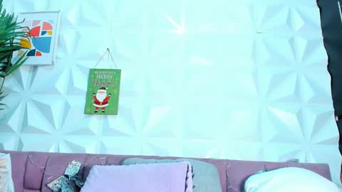 BRIYIT     online show from 13, 12, 2024