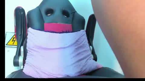 BRIYIT     online show from 5, 2, 2025