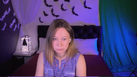 Snapshot of brooke_evans_ chatting on 2, 11, 2025 Brooke online show from 2, 11, 2025