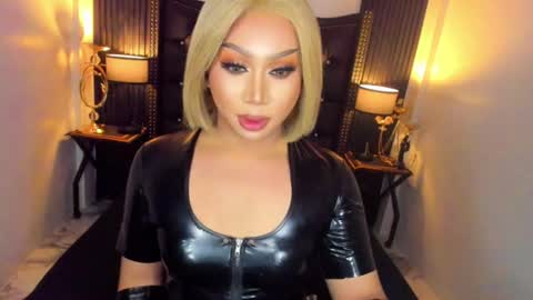 Snapshot of brooke_lyynnhypnoslve chatting on 22, 6, 2026 My name is Miss- SAVANNA im a open-minded model with a passion for exploring my sexuality. I love to interact with my viewers online show from 22, 6, 2026