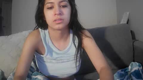 Snapshot of brownbunny212 chatting on 4, 4, 2026 brownbunny212 online show from 4, 4, 2026
