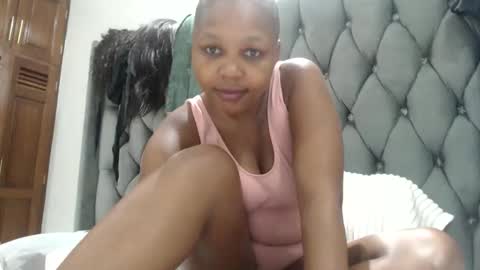 Snapshot of brownebonyagain chatting on 11, 9, 2025 bella online show from 11, 9, 2025