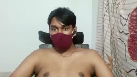 Snapshot of brownguy2505 chatting on 28, 12, 2024 brownguy2505 online show from 28, 12, 2024