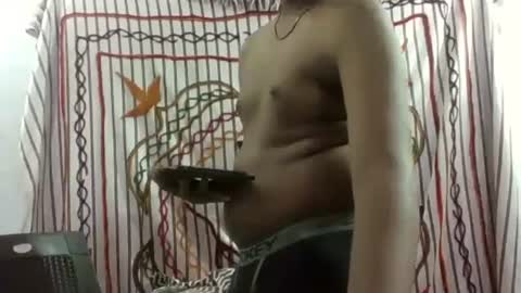 Snapshot of brownguy2505 chatting on 4, 1, 2025 brownguy2505 online show from 4, 1, 2025