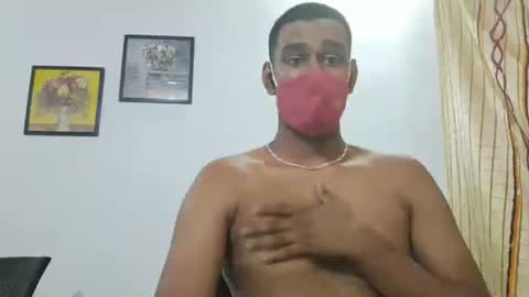 Snapshot of brownguy2505 chatting on 22, 10, 2025 brownguy2505 online show from 22, 10, 2025