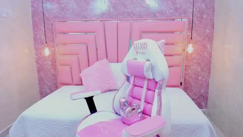 Snapshot of brownie_delicious chatting on 24, 1, 2025 Sara online show from 24, 1, 2025