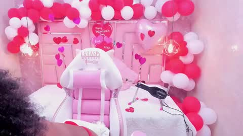 Snapshot of brownie_delicious chatting on 11, 2, 2025 Sara online show from 11, 2, 2025